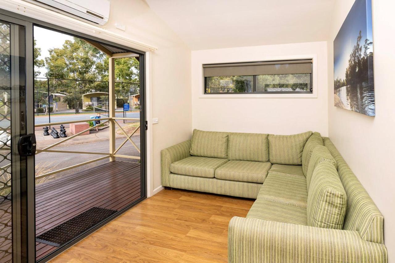 BIG4 Deniliquin Holiday Park Extérieur photo