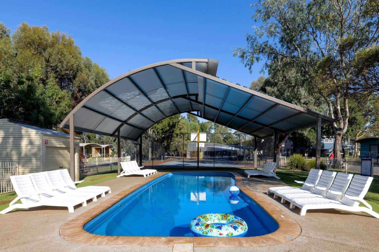 BIG4 Deniliquin Holiday Park Extérieur photo