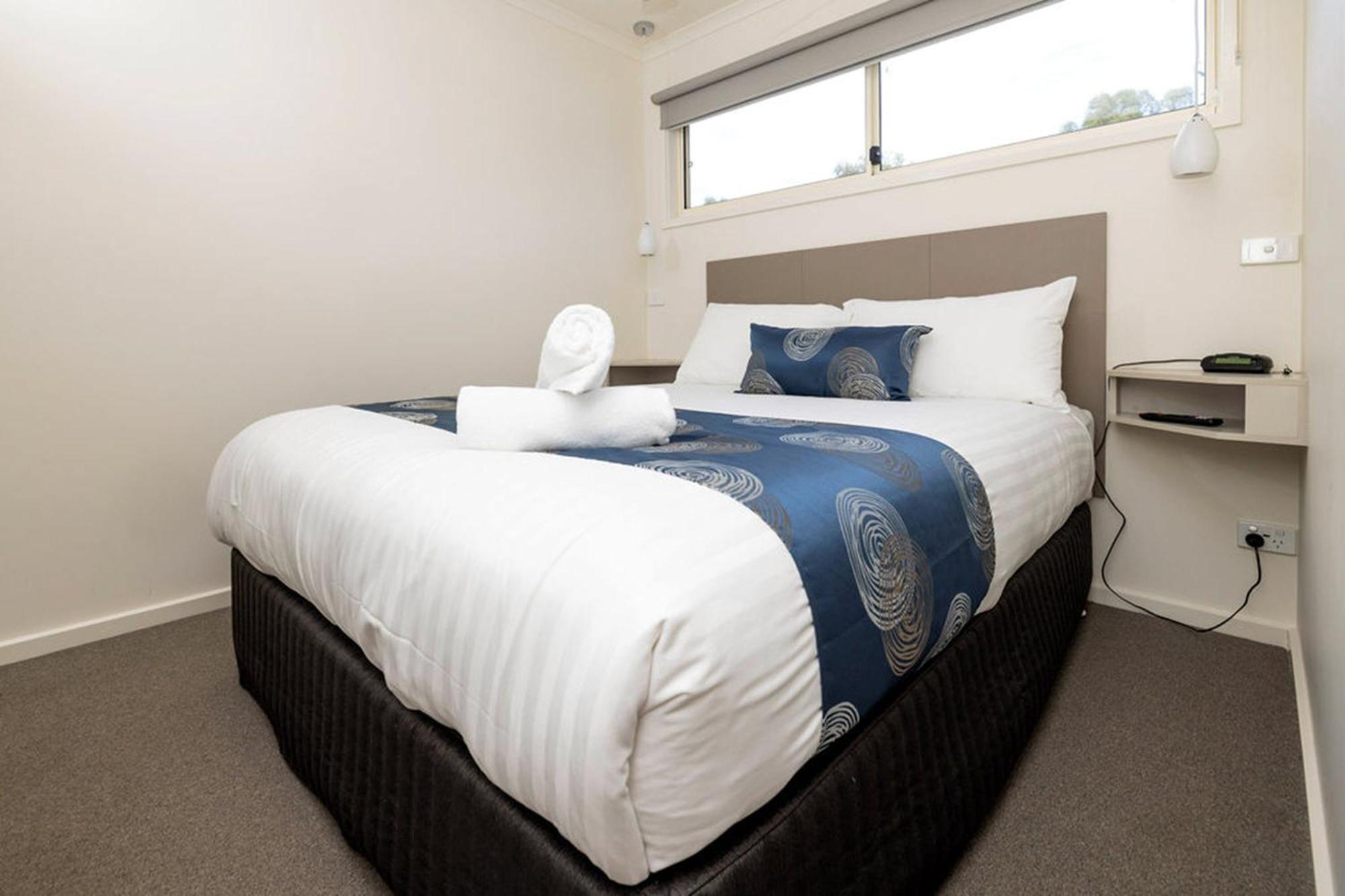 BIG4 Deniliquin Holiday Park Chambre photo