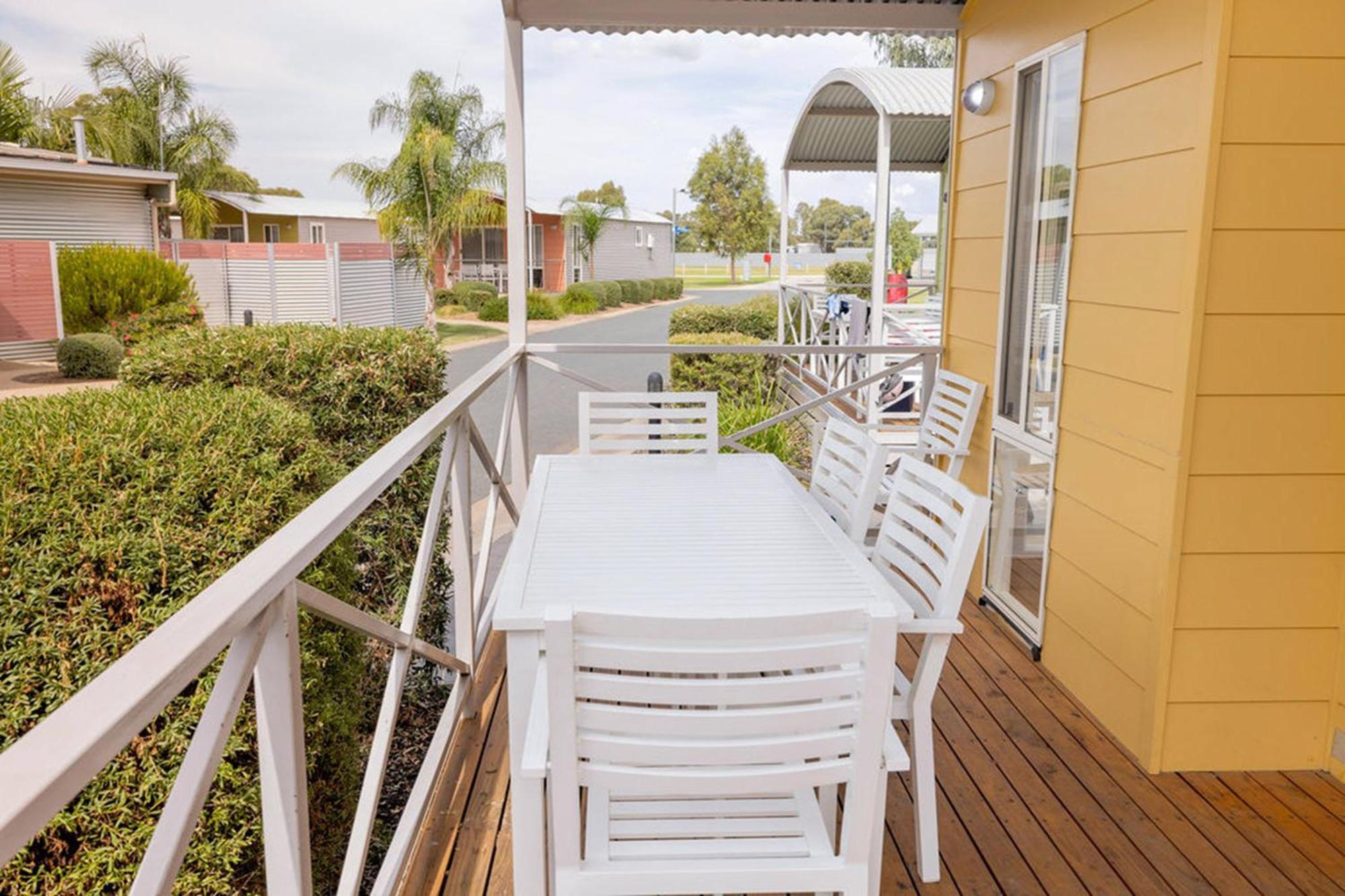 BIG4 Deniliquin Holiday Park Chambre photo