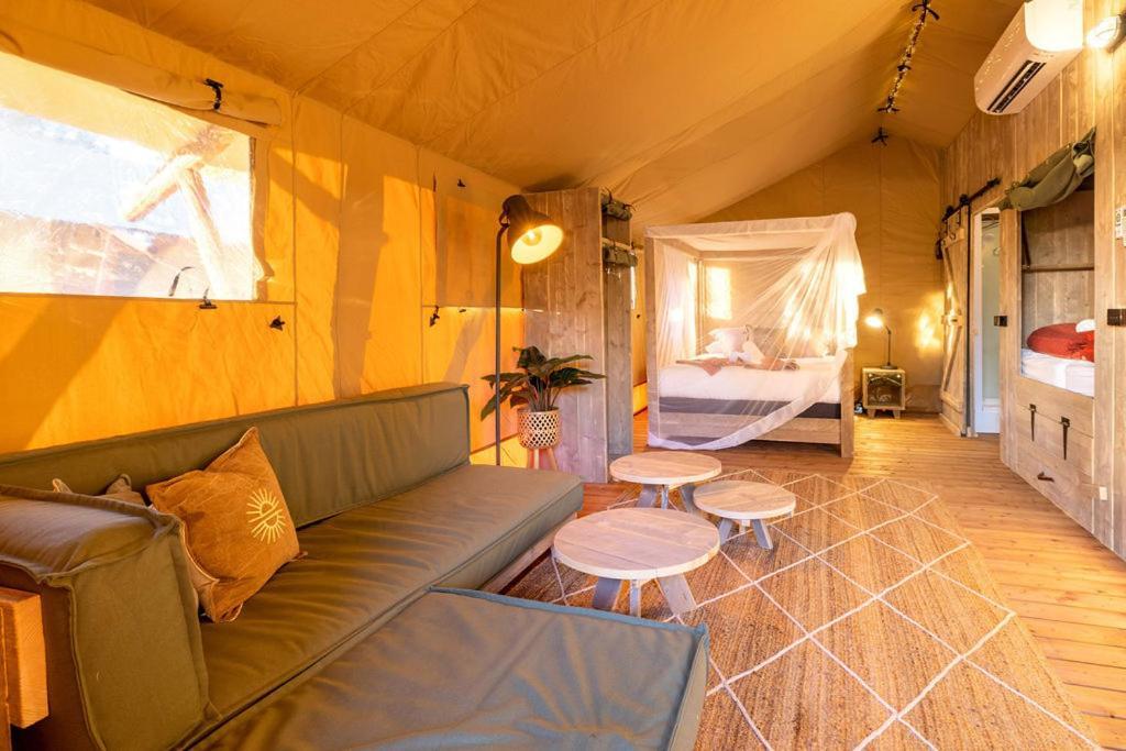 BIG4 Deniliquin Holiday Park Extérieur photo